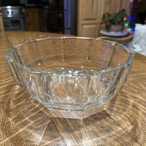 Decorative Italian-style faceted glass serving bowl